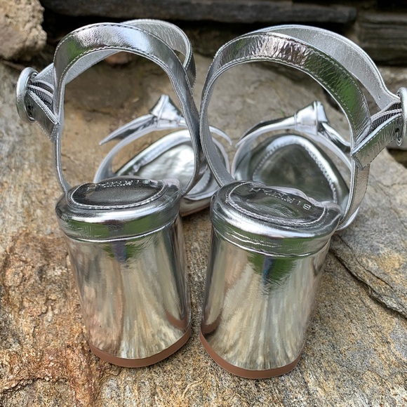 New In Box! Alexandre Birman Clarita 75 Flare Mettalic Silver Sandal 37.5 - Picture 15 of 15